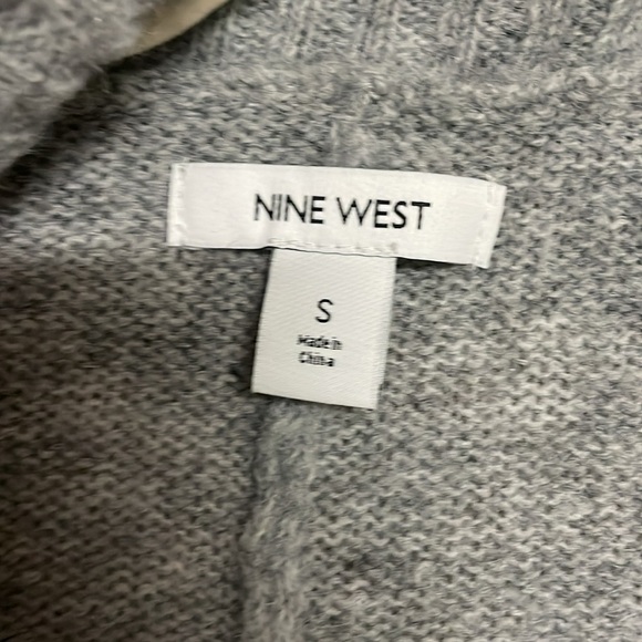 Nine West size small gray cocoon cardigan sweater with pockets - Picture 3 of 8